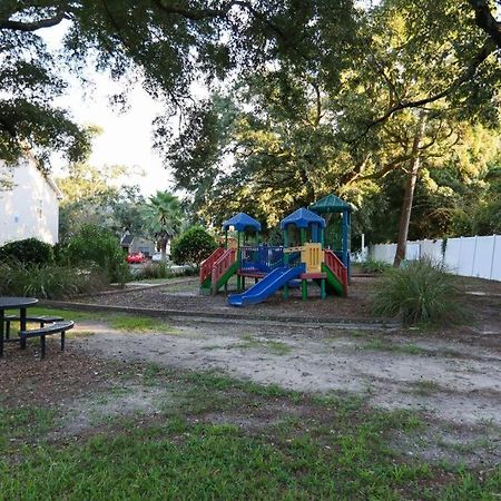 Lux 2Bd 2Ba Minutes From The Water Apartment Pensacola Exterior photo